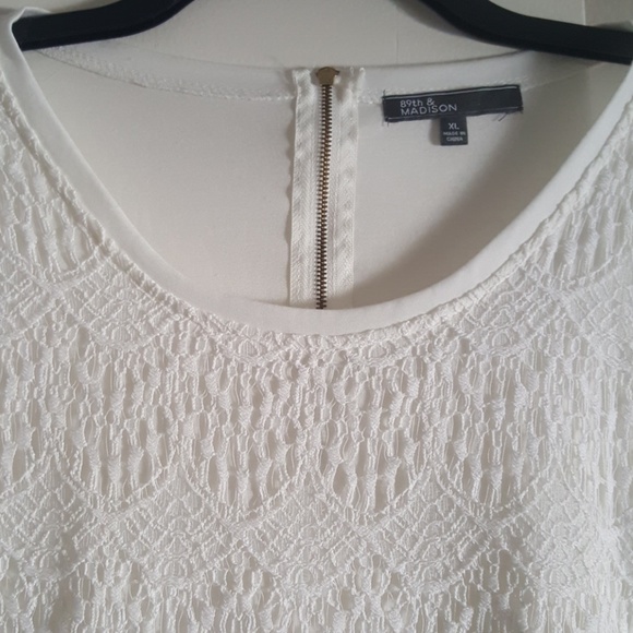 89th & Madison Tops - ❌Donated ❌White Top w/Lovely Lace Overlay